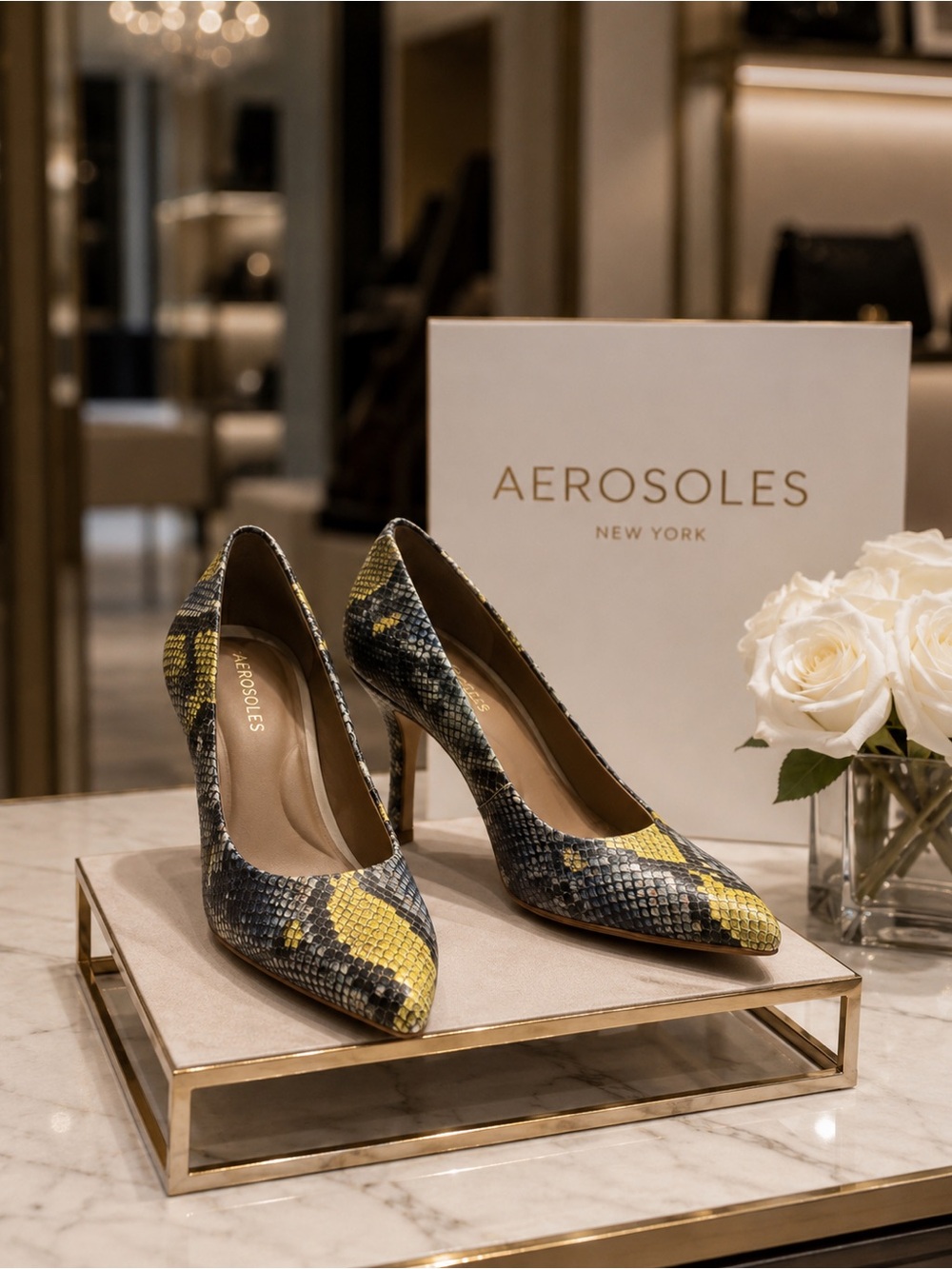 Snakeskin aerosols pumps never worn! Size 6.5